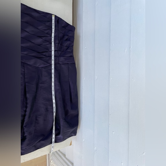 Iridescent Deep Purple Strapless Le Chateau Formal Mini Dress with Pockets - Picture 11 of 13